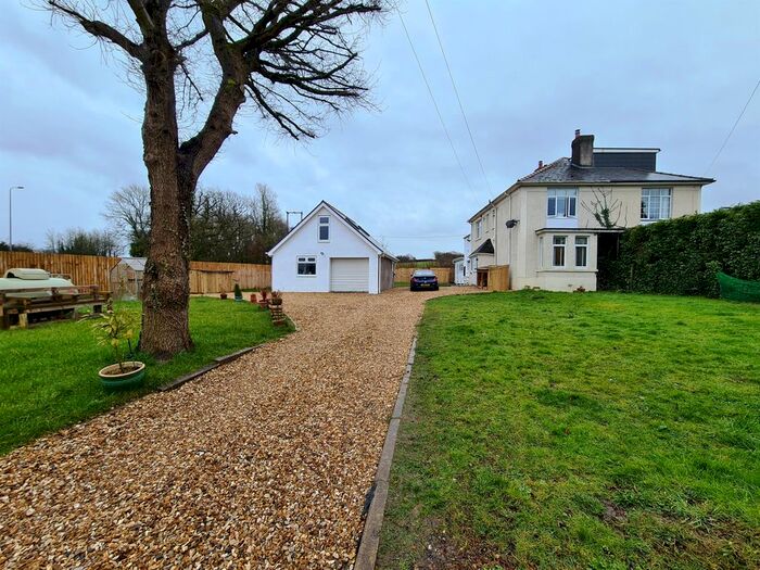 3 Bedroom Semi-Detached House For Sale In Brocastle, Bridgend, CF35