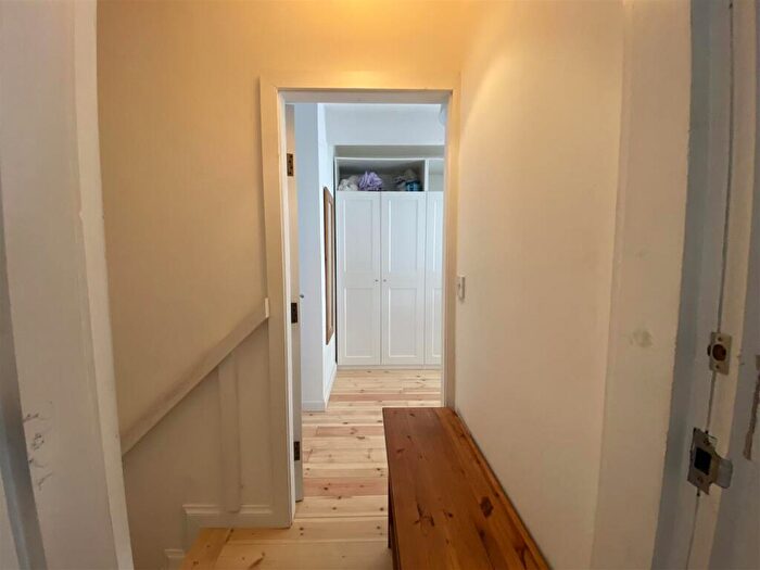 2 Bedroom Apartment To Rent In Burgoyne Road, Sheffield, S6