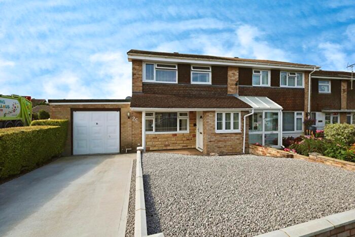 3 Bedroom Semi-Detached House For Sale In Broyle Close, Ringmer, Lewes, East Sussex, BN8