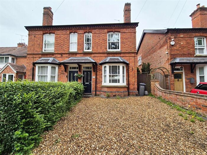 2 Bedroom Semi-Detached House To Rent In Lodge Road, Knowle, Solihull, B93