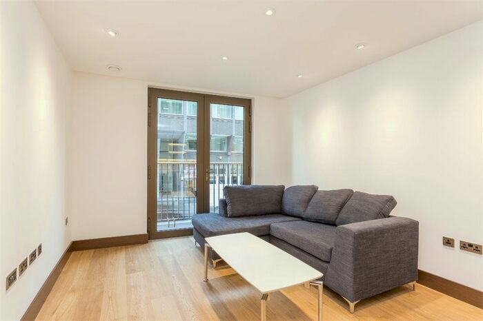 1 Bedroom Flat To Rent In St Dunstans House, - Fetter Lane, London, EC4A
