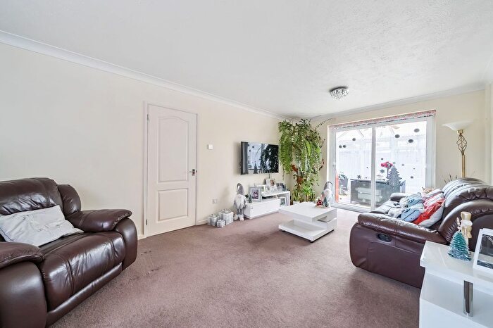 4 Bedroom Detached House For Sale In Sunningdale Gardens, North Bersted, Bognor Regis, PO22