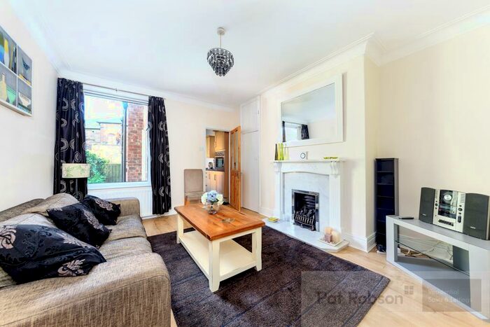 2 Bedroom Flat To Rent In Faldonside, Heaton, NE6