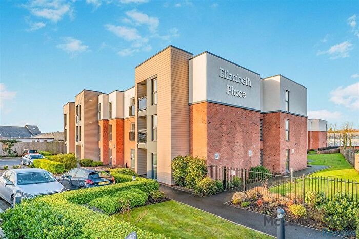 1 Bedroom Flat For Sale In Elizabeth Place, Trimbush Way, Market Harborough, LE16