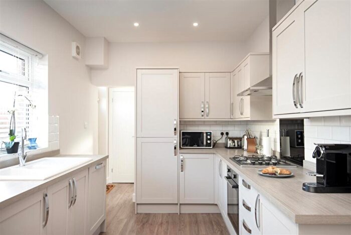 3 Bedroom Flat To Rent In Morley Road, Southsea, PO4