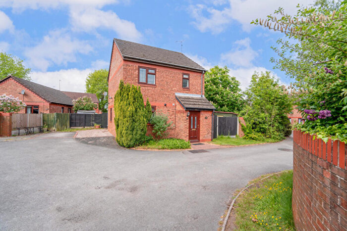 3 Bedroom Detached House For Sale In The Avenue, Summerfield, Hartlebury, DY11