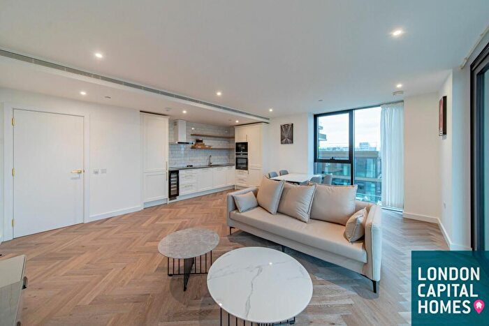 2 Bedroom Apartment To Rent In Gauging Square, Vaughan Way, London, E1W