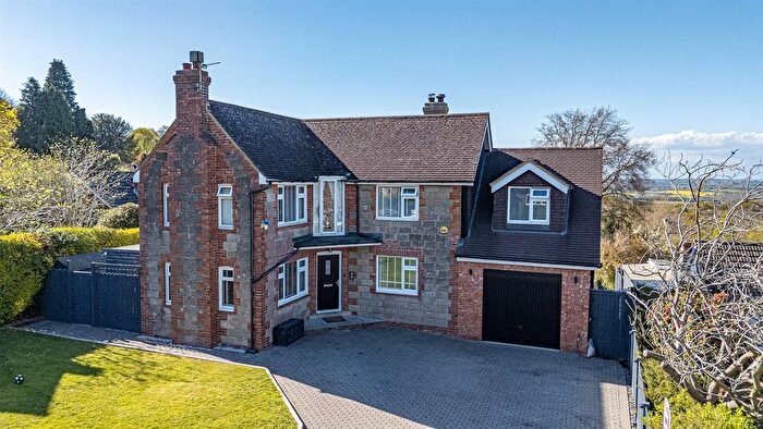 5 Bedroom Detached House For Sale In Mill Lane, Hastings, TN35