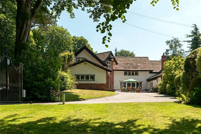 4 Bedroom Detached House For Sale In Beechfield Road, Alderley Edge, Cheshire, SK9