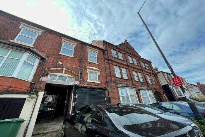 Studio To Rent In Wednesbury Road, Walsall, WS1