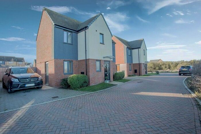 3 Bedroom Detached House To Rent In Glover Drive, Gunthorpe, Peterborough, Cambridgeshire., PE4