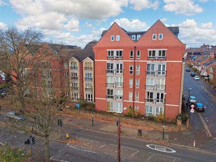 2 Bedroom Apartment For Sale In Russell Road, Nottingham, NG7