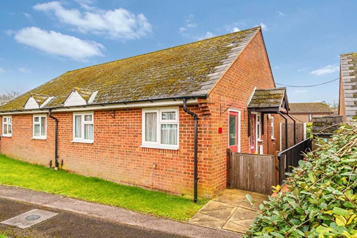1 Bedroom Semi Detached Bungalow For Sale In Henbit Close, Tadworth, KT20