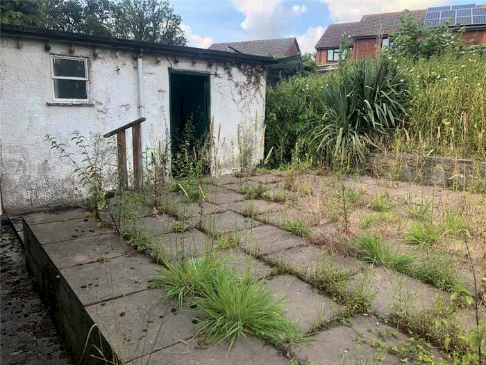 3 Bedroom Semi Detached House For Sale In 26 Oakfield Cottages