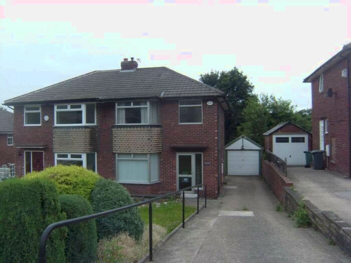 3 Bedroom Semi-Detached House To Rent In Hyrst Garth, Batley WF17