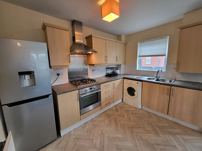 2 Bedroom Apartment To Rent In Drayton Street, Hulme, Manchester, M15