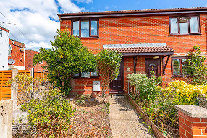 2 Bedroom Semi-Detached House For Sale In Bloomfield Avenue, Bournemouth, BH9