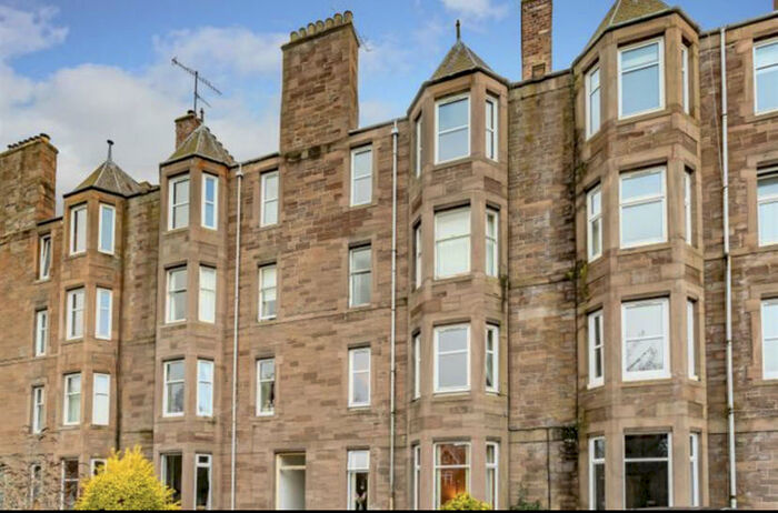 2 Bedroom Flat To Rent In Windsor Terrace, Craigie, Perthshire, PH2