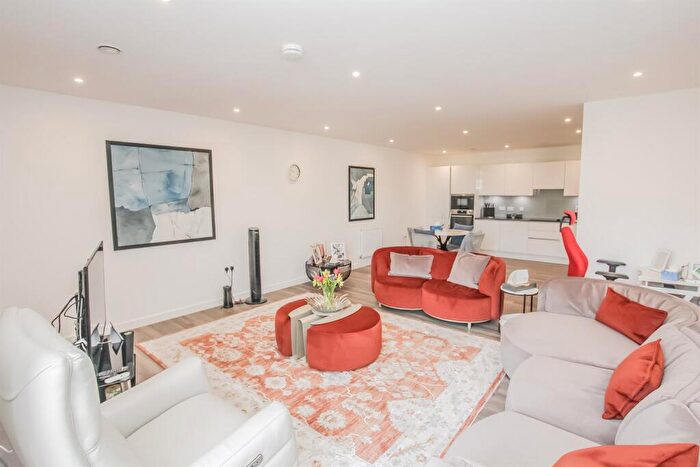 2 Bedroom Flat To Rent In Isaacs House, Medawar Drive, Mill Hill, NW7