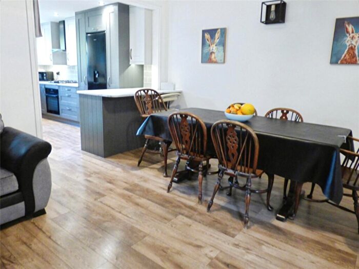 3 Bedroom Semi-Detached House For Sale In Hamble Lane, Hamble, Southampton, SO31