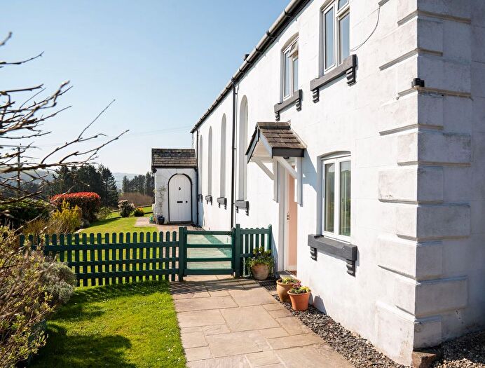 4 Bedroom Detached House For Sale In Llanwrin, Machynlleth, SY20