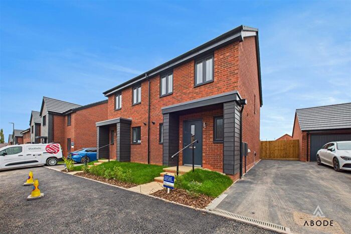 2 Bedroom Property To Rent In Vicker Way, Kedleston Road, Derby, DE22