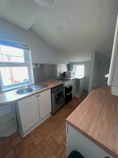 2 Bedroom Apartment To Rent In Chandos Street, Gateshead, Tyne And Wear, NE8