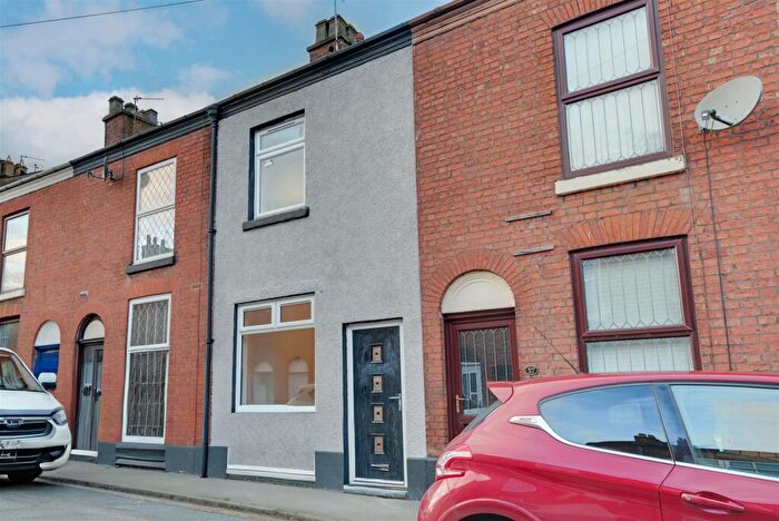 2 Bedroom Terraced House For Sale In Swan Street, Congleton, CW12