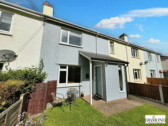 2 Bedroom Terraced House For Sale In Broad Lane, Tiverton, Devon, EX16