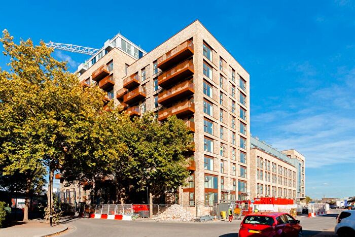 2 Bedroom Flat To Rent In Thames Road London, Thames, E16