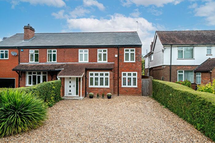 4 Bedroom Semi-Detached House For Sale In London Road, Aston Clinton, Aylesbury, HP22