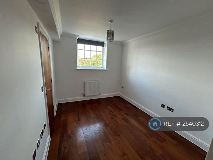 2 Bedroom Flat To Rent In Bexley High Street, Bexley, DA5