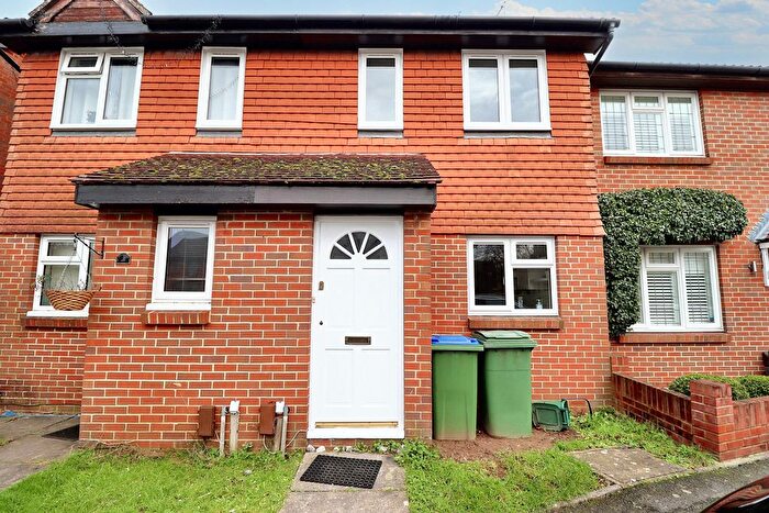 2 Bedroom Terraced House To Rent In Shaw Drive, Walton-On-Thames, KT12