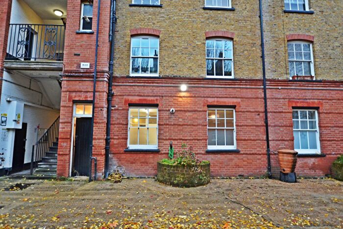 2 Bedroom Flat To Rent In Welwyn Street, Bethnal Green East Ward, London, E2