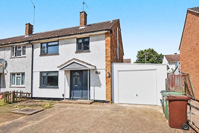 3 Bedroom Property For Sale In Gainsborough Road, Corby, NN18