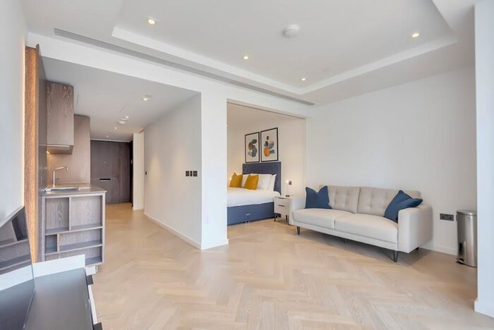 1 Bedroom Flat To Rent In Circus Road West, Battersea, SW11