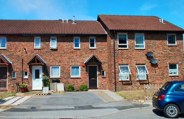 2 Bedroom Terraced House To Rent In Lymington, Hampshire, SO41