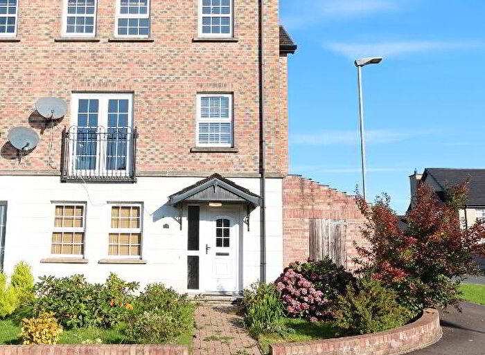 3 Bedroom TownHouse To Rent In Ferguy Heights, Cookstown, BT80