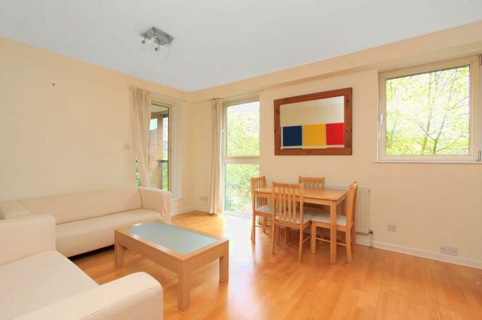 2 Bedroom Flat To Rent In Kennet Street, Quay, Wapping, London, E1W
