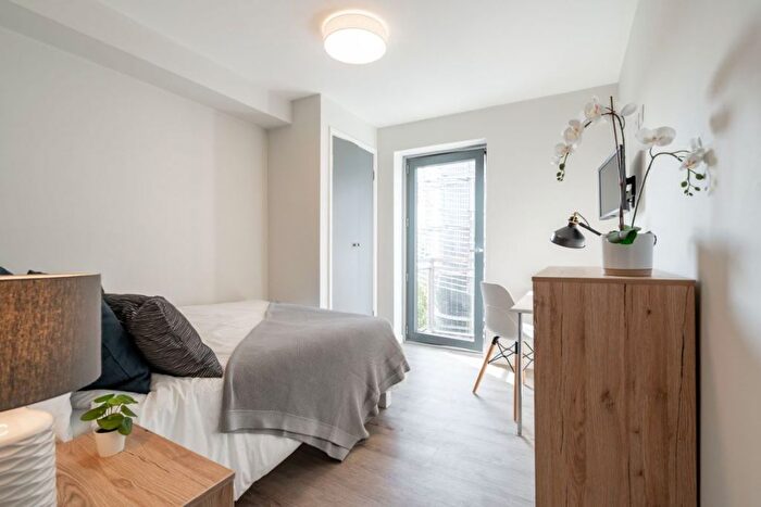 6 Bedroom Flat To Rent In Falconar Street, Newcastle, NE2