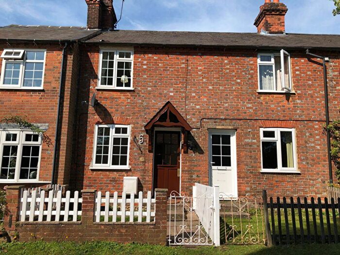 2 Bedroom Terraced House To Rent In Ditchfield Common, Lane End, HP14