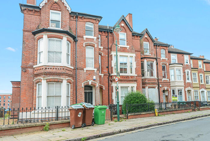 2 Bedroom House To Rent In Burns Street, Arboretum, NG7