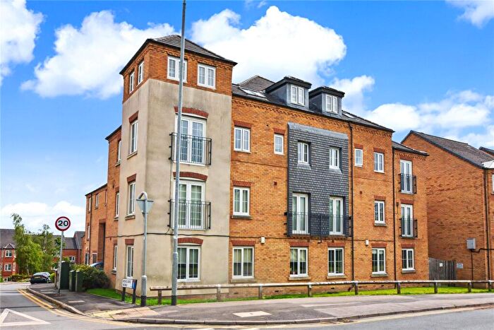 2 Bedroom Apartment For Sale In Broadlands Court, Pudsey, West Yorkshire, LS28