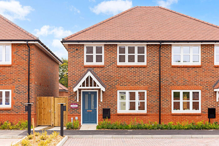 3 Bedroom Semi Detached House For Sale In The Highclere Home Willow Fields, Cranleigh, GU6