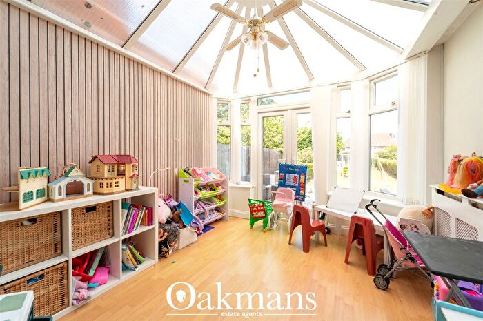 3 Bedroom End Of Terrace House For Sale In Frankley Beeches Road, Birmingham, West Midlands, B31