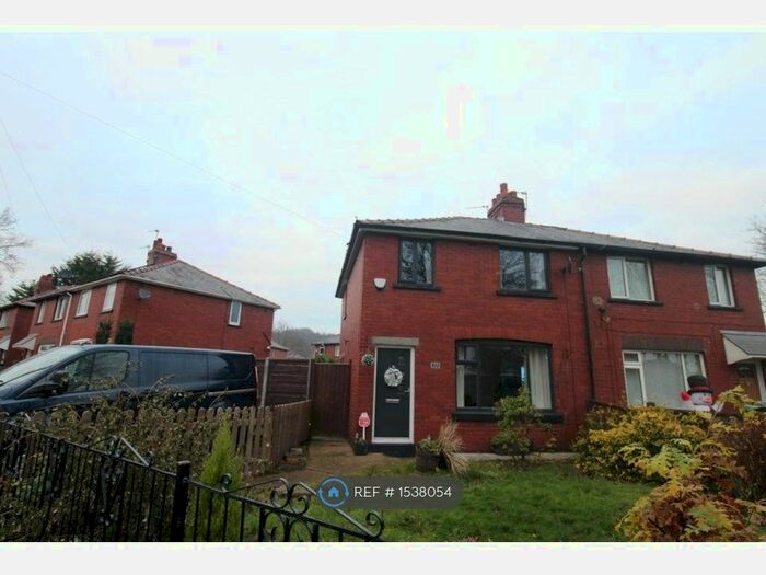 3 Bedroom Semi-Detached House To Rent In Whitehead Crescent, Radcliffe, Manchester, M26