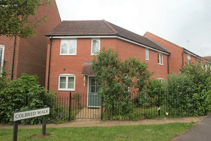 3 Bedroom Semi-Detached House To Rent In Colbred Walk, Augusta Park, Andover, SP11