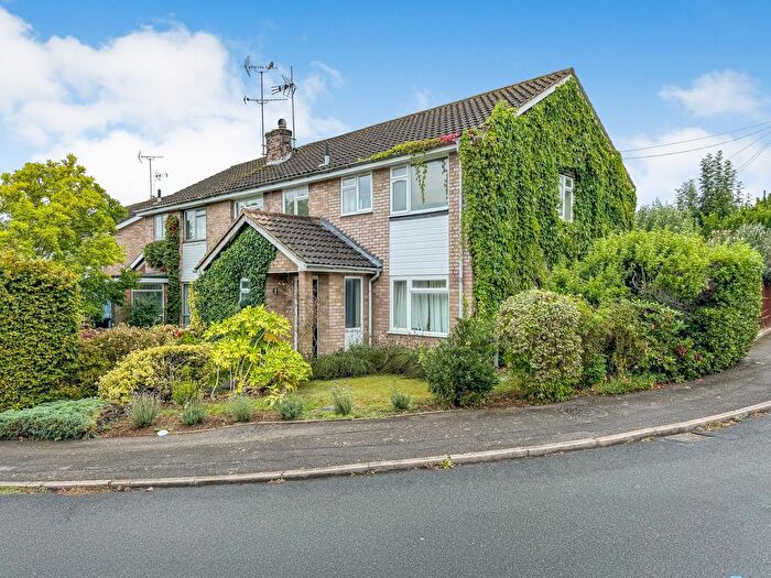 4 Bedroom Property To Rent In Harpenden Rise, Harpenden, AL5