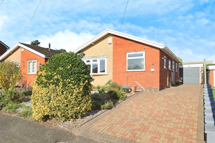 1 Bedroom Detached Bungalow For Sale In Holmcroft Road, Kidderminster, DY10