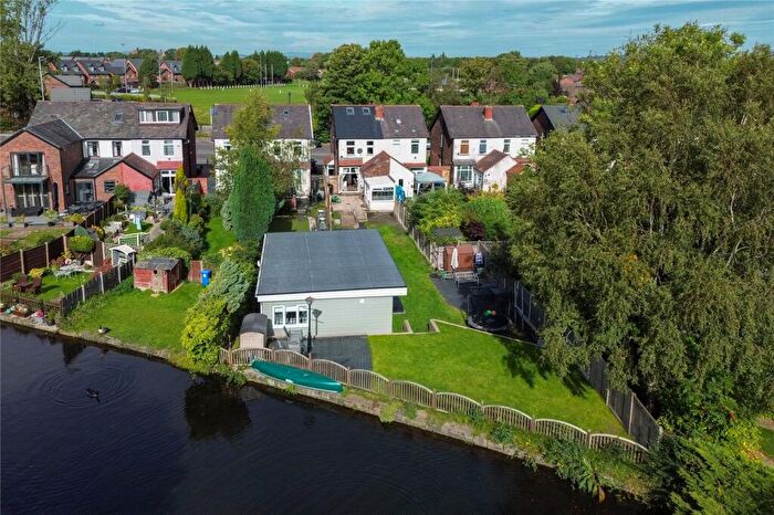 4 Bedroom Semi Detached House For Sale In Manchester Road, Audenshaw, Manchester, Greater Manchester, M34